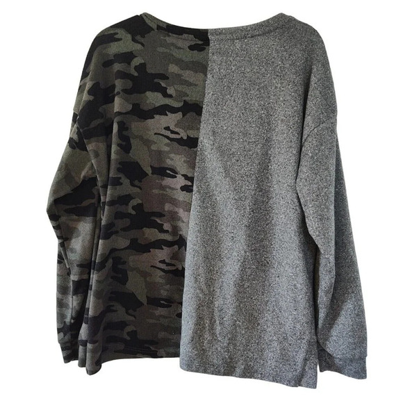 Cato Grey Green Black Camo Knit Top Women Size L Twist Front Long Sleeve - Picture 4 of 7